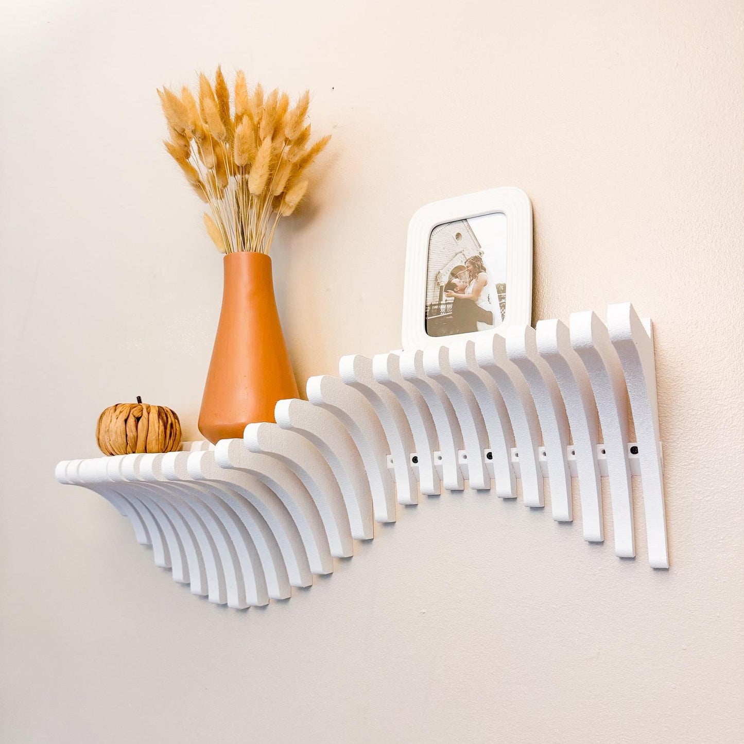 Parametric Wavy Shelf | Modern Wall Shelf | Stylish Wall Decor | 3D Printed Shelf